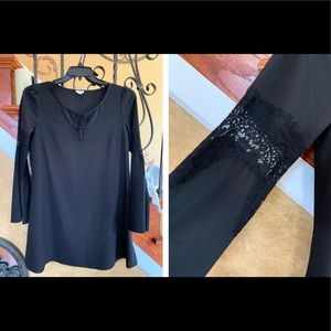 Garage Black Long Sleeve Bell/Lace A-Line Dress